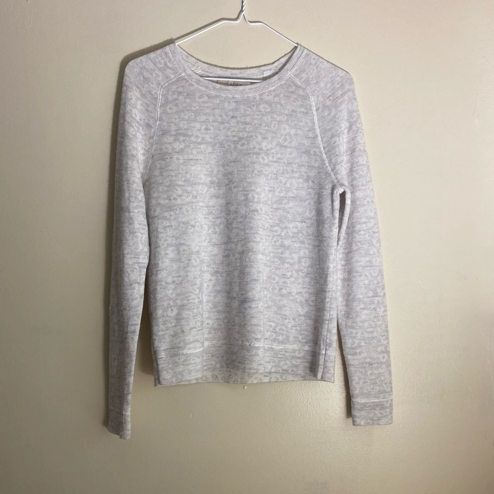 White/ gray cheetah print sweater